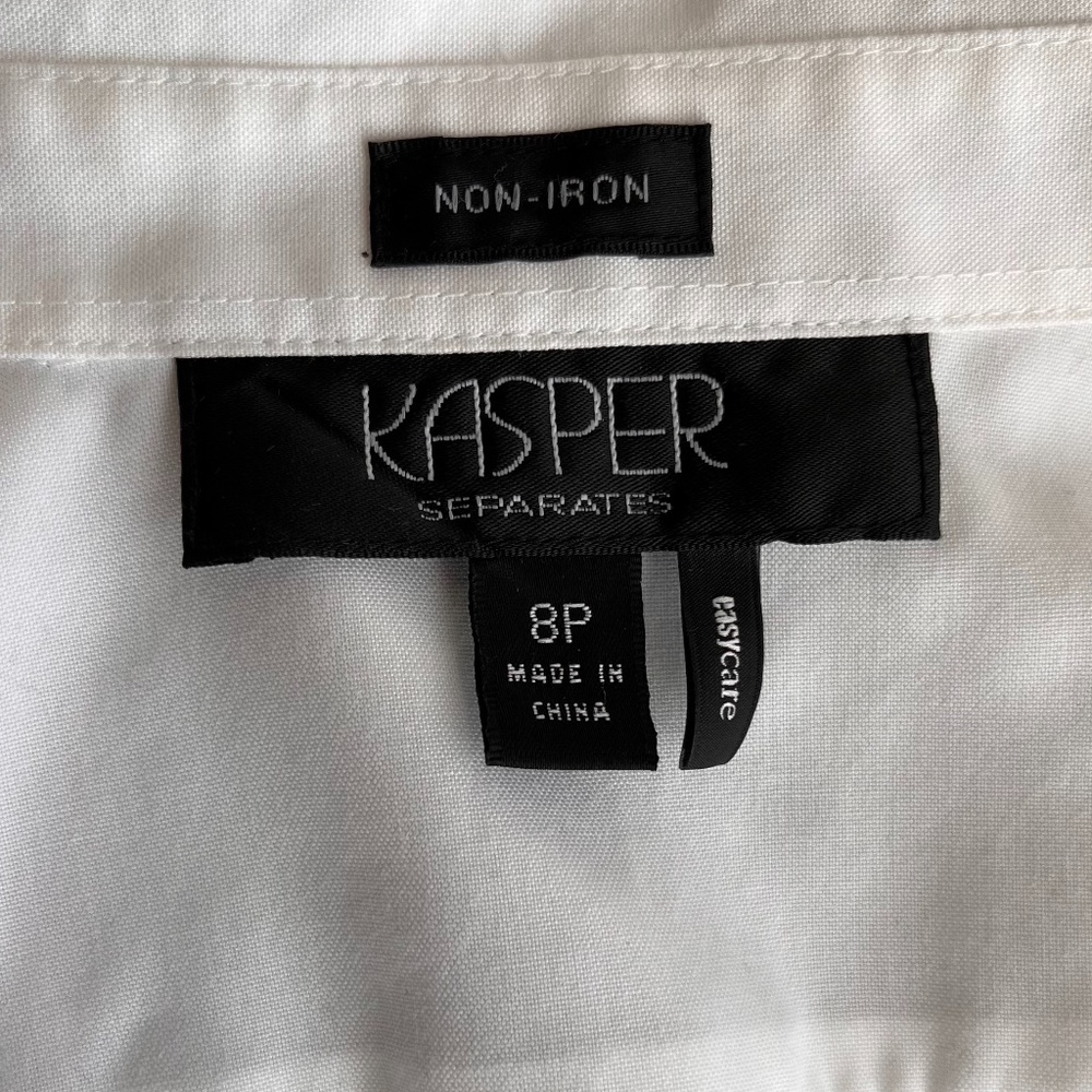 Kasper White Sleveless Button Up Blouse - Picture 4 of 9